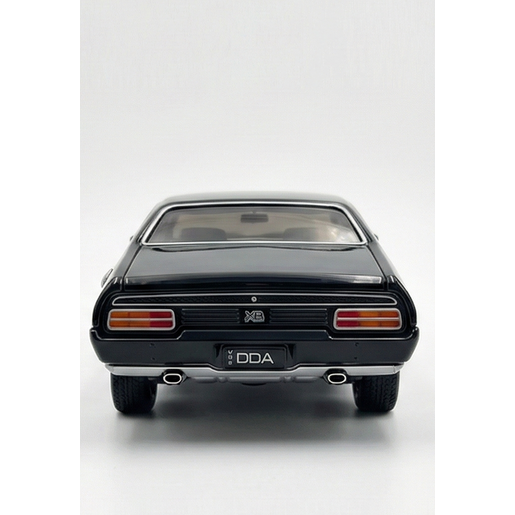 DDA Collectibles 1:32 Black w/ Silver Stripe XB GT Ford Falcon