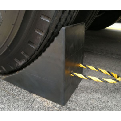 Rough Country Rubber Wheel Chock With Handle Large